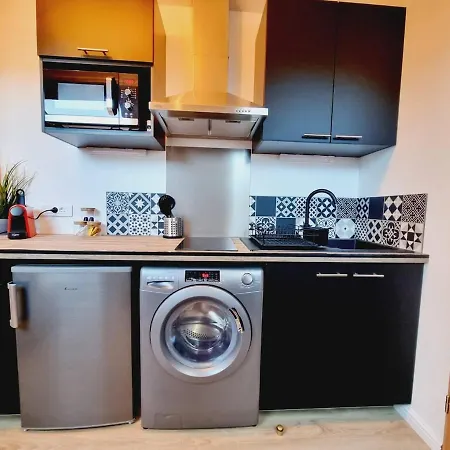 1 Clemence Fouriaux Proche Gare Et Climatise Apartamento *